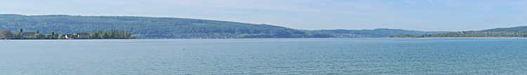 Blick von Allensbach auf
                                          die Insel Reichenau, Untersee,
                                          schweizer Ufer und Höri